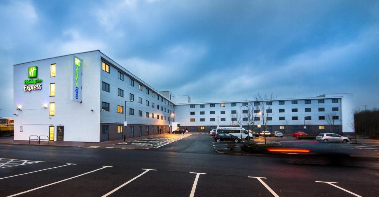 Express Manchester Airport By Ihg Hotel