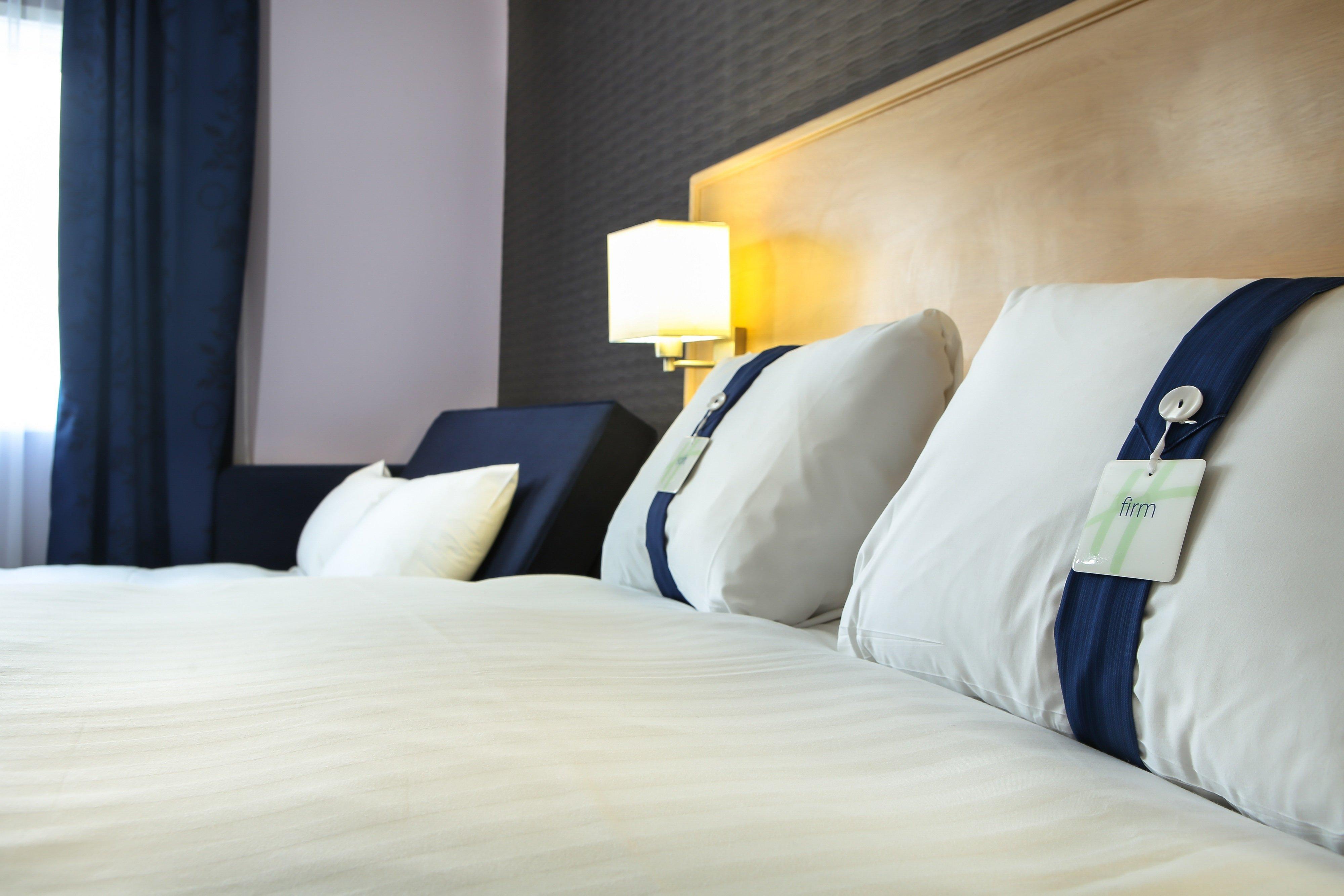 Express Manchester Airport By Ihg Hotel 3*