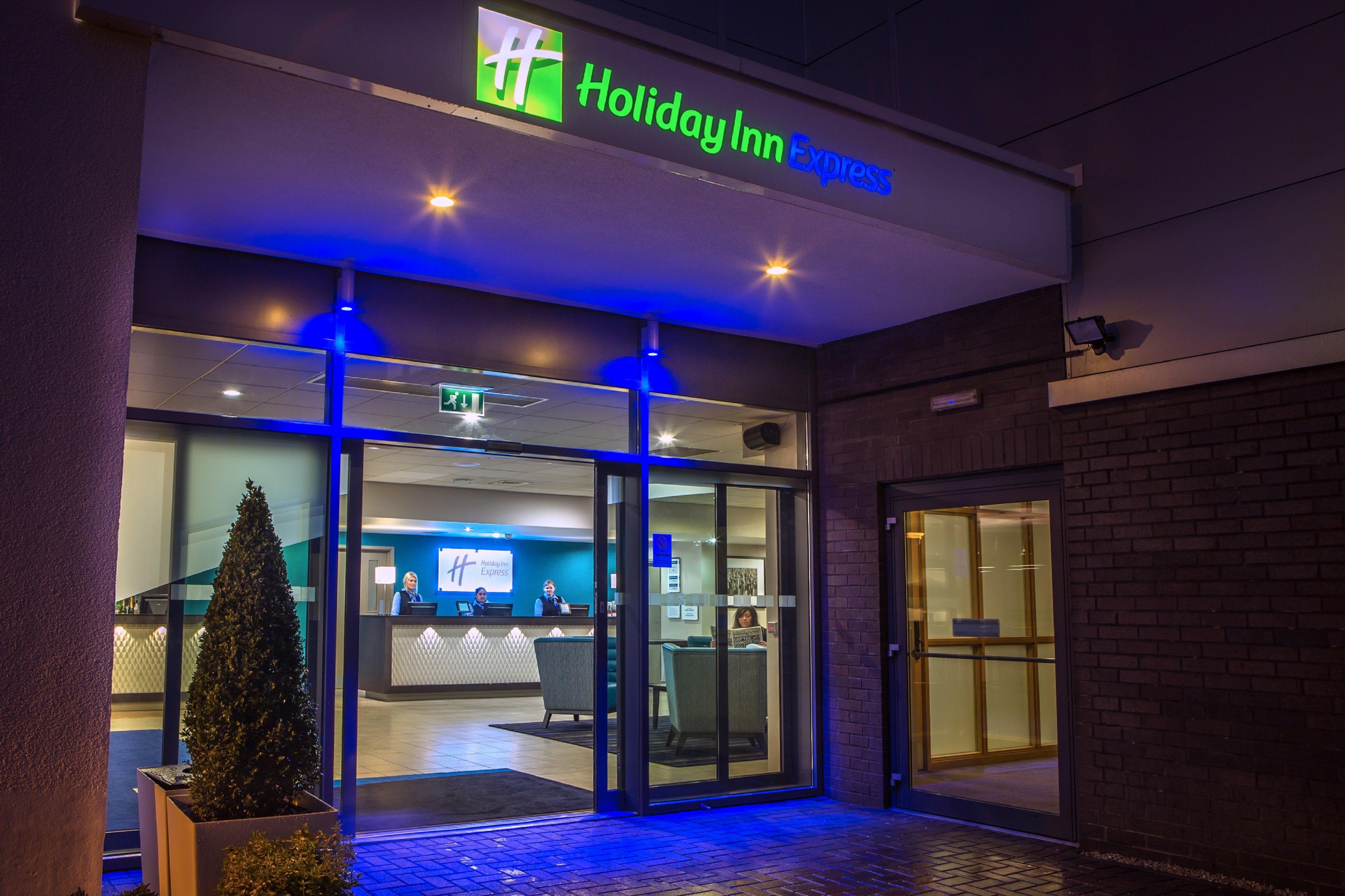 Hotel Express Manchester Airport By Ihg