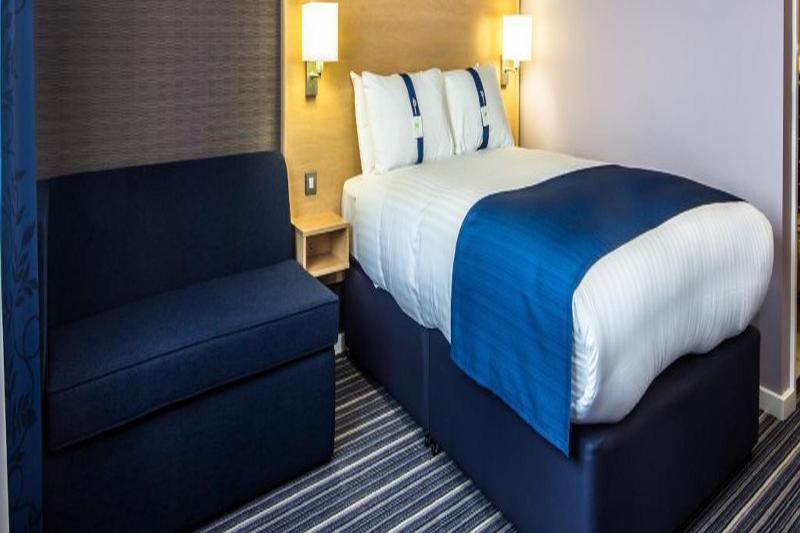 Hotel Express Manchester Airport By Ihg Ringway