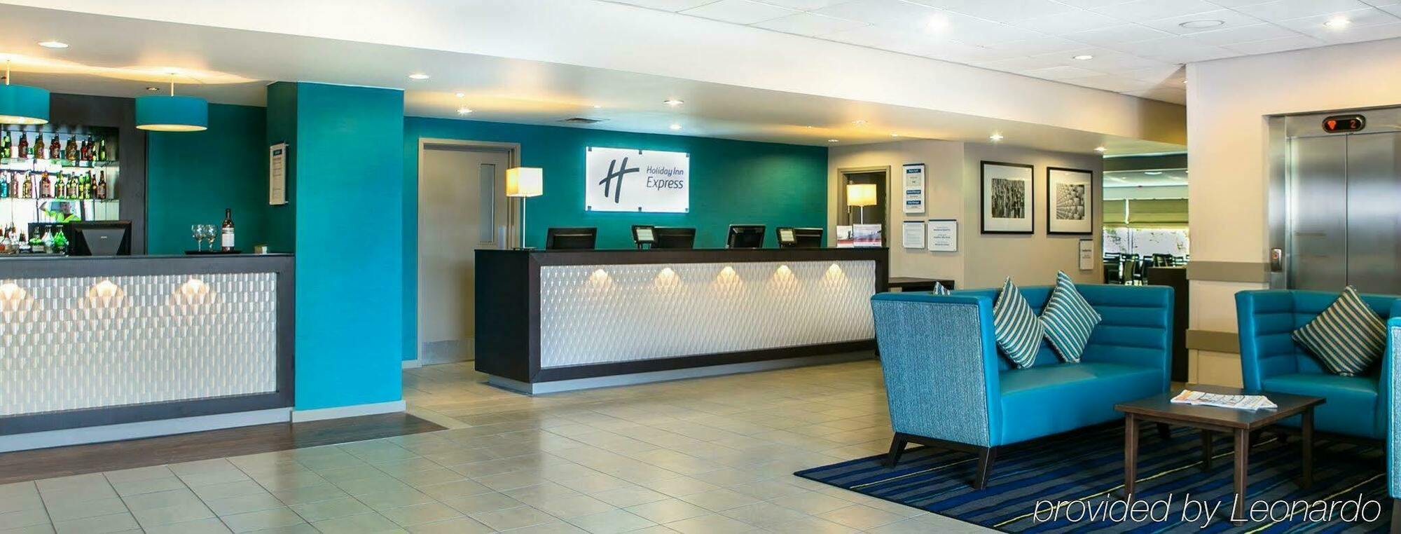 Express Manchester Airport By Ihg Hotel