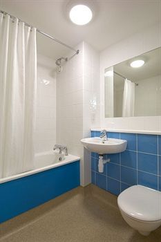 Hotel Express Manchester Airport By Ihg